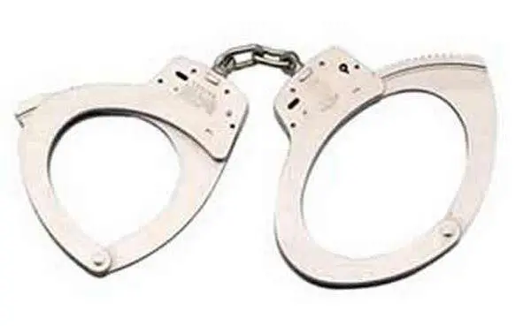 Smith & Wesson Model 110 Handcuffs Large Nickel Steel